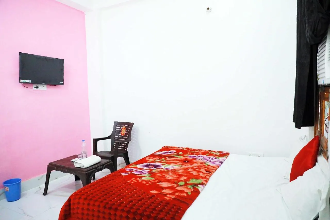 Oyo Hotal Ar Palace Varanasi 3*,